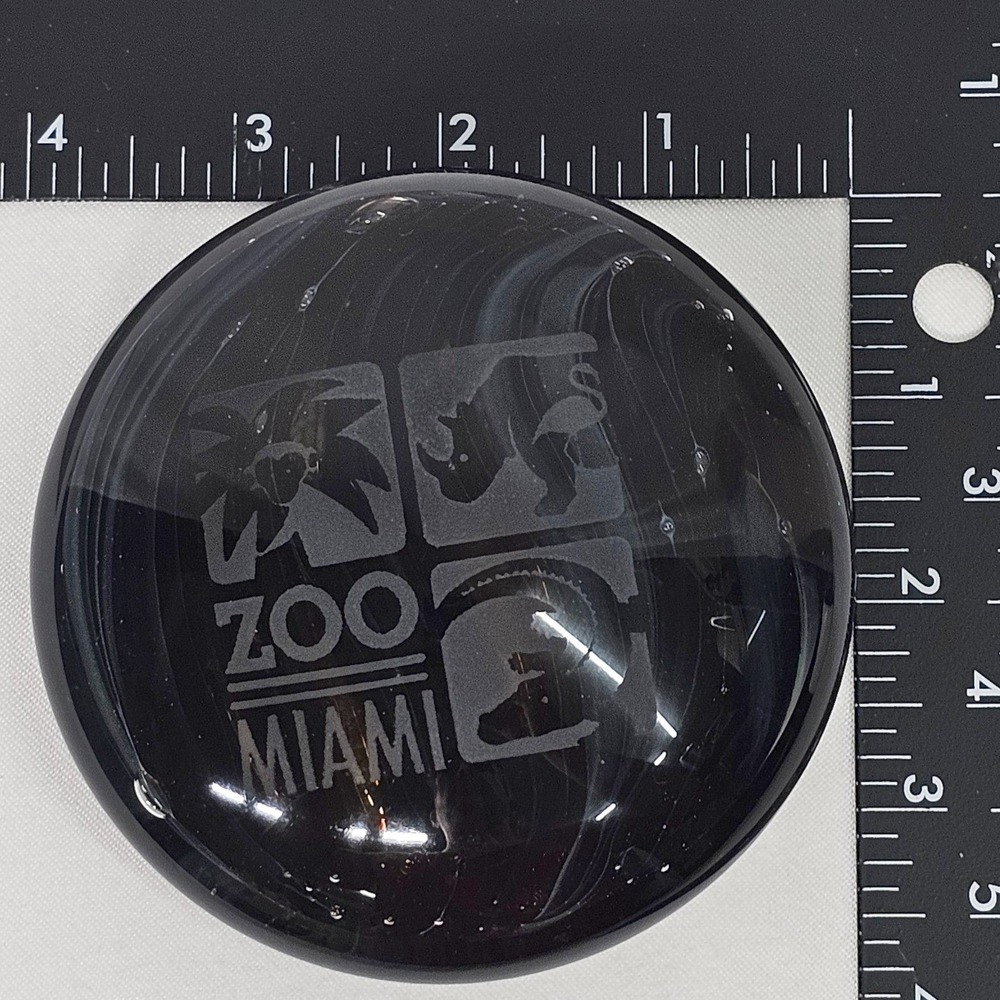 Zoo Miami Paperweight Glass Black Swirl Art Animal Souvenir‎ Desk Decor 3 Inch - Picture 3 of 10